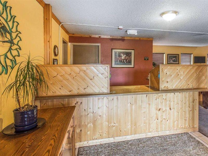 Rodeway Inn Rifle Bagian luar foto