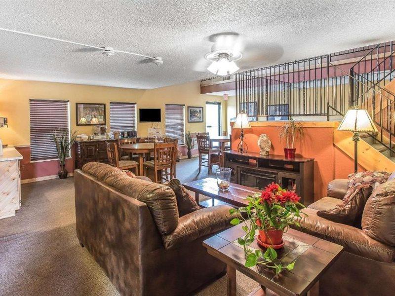 Rodeway Inn Rifle Bagian luar foto